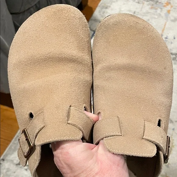 Mules in Tan Suede - Picture 5 of 6